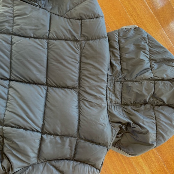 MK Puffer Coat MICHAEL KORS Coat Women PACKABLE DOWN FILL Gray / Red Coat Sz L - Picture 13 of 16